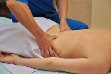 масаж пры паяснічным астэахандрозе